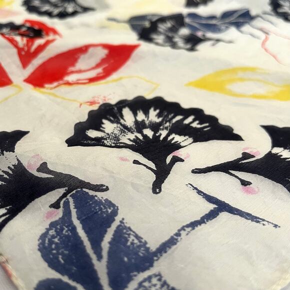 Galeries Lafayette Colorful Leaf-Print Lightweight Silk Long Rectangle Scarf - Picture 5 of 6